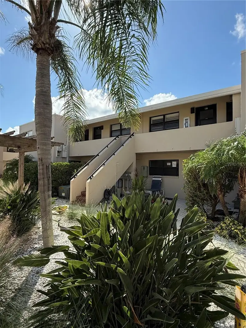 4621 Gulf Of Mexico Dr #10d, FL