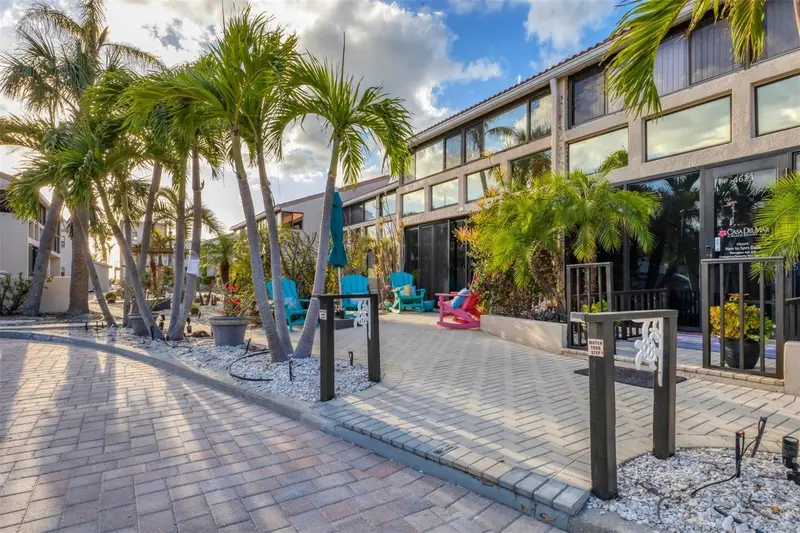 4621 Gulf Of Mexico Dr #10d, FL