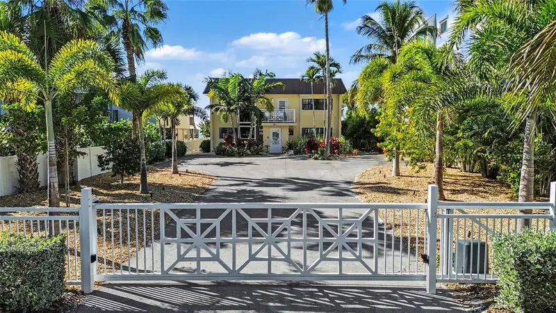 19936 Gulf Blvd, FL