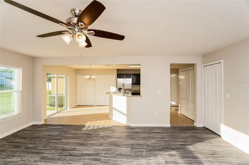 13307 Waterford Castle Dr, FL