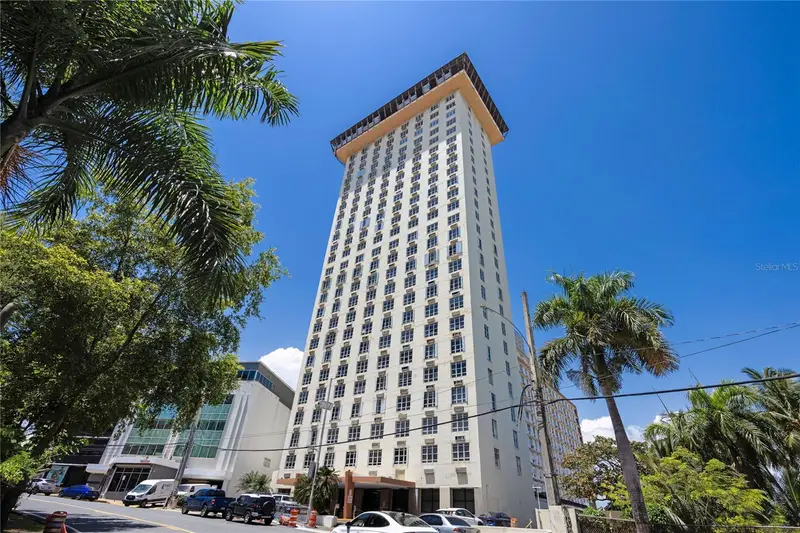 602 Manuel FernáNdez Juncos Ave #27, PR