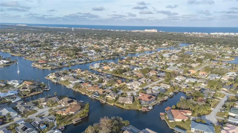 8 Collingville Ct, FL