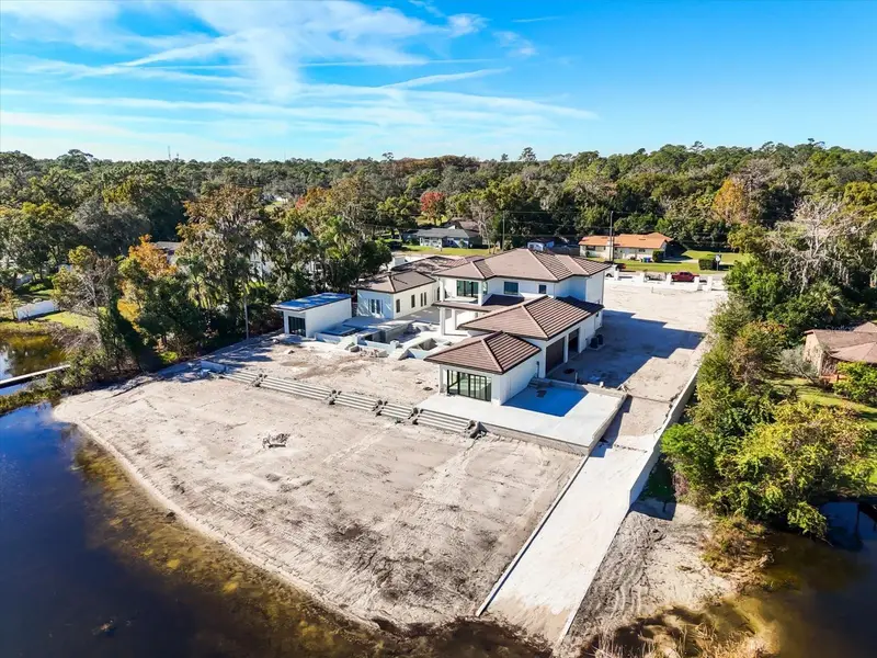 311 Clermont Ave, FL