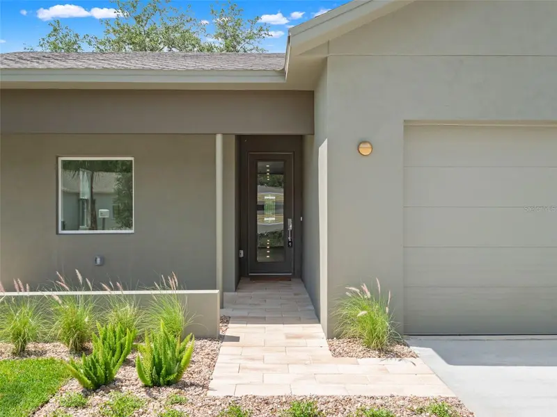 454 Skyfield Ct, FL