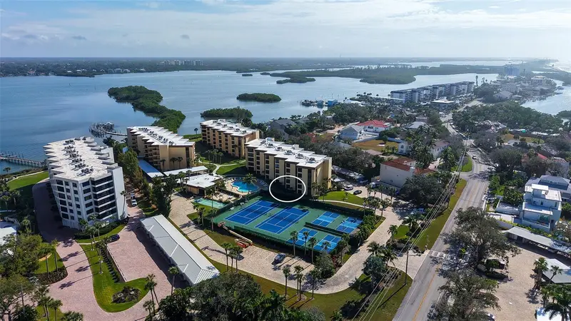 8773 Midnight Pass Rd #102g, FL