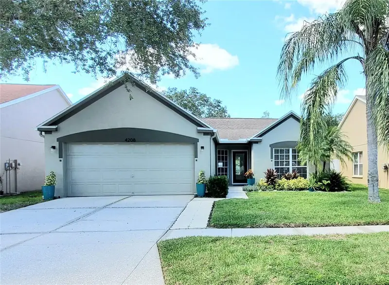 4208 Pine Isle Dr, FL
