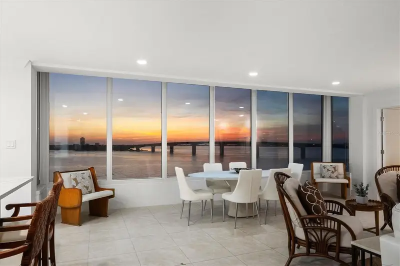 350 Golden Gate Pt #62, FL