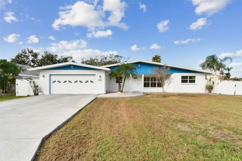 339 Shore Dr, FL