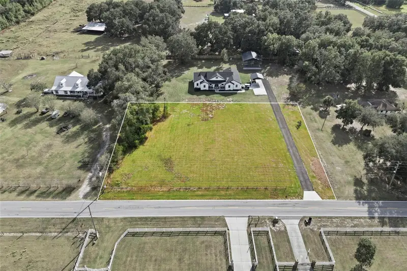 Socrum Loop Rd W, FL