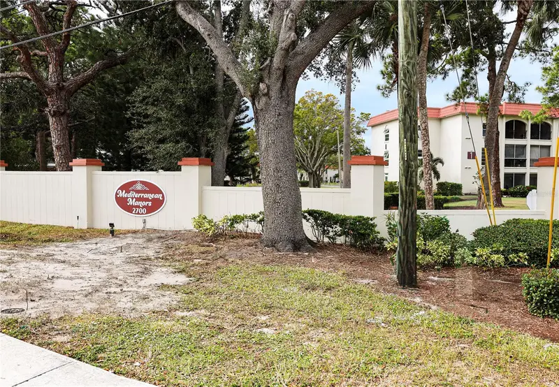 2700 Bayshore Blvd #2105, FL