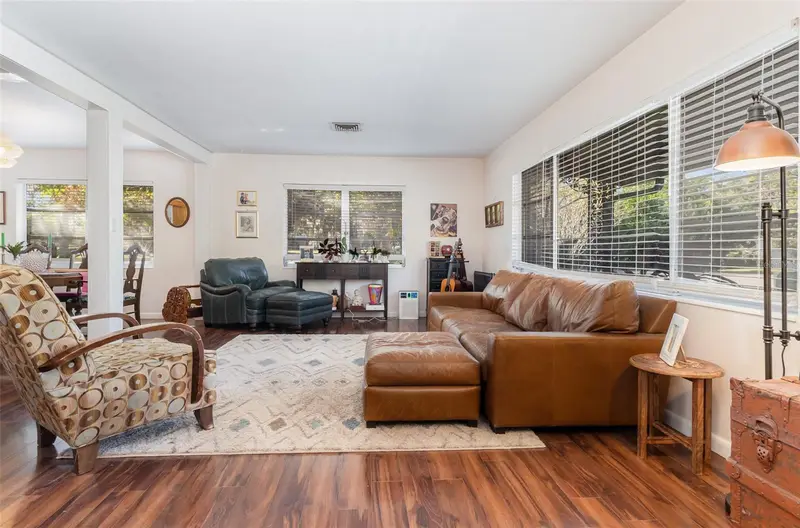 29 Golf View Cir Ne, FL