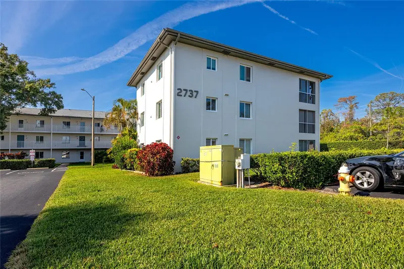 2737 Enterprise Rd E #112, FL