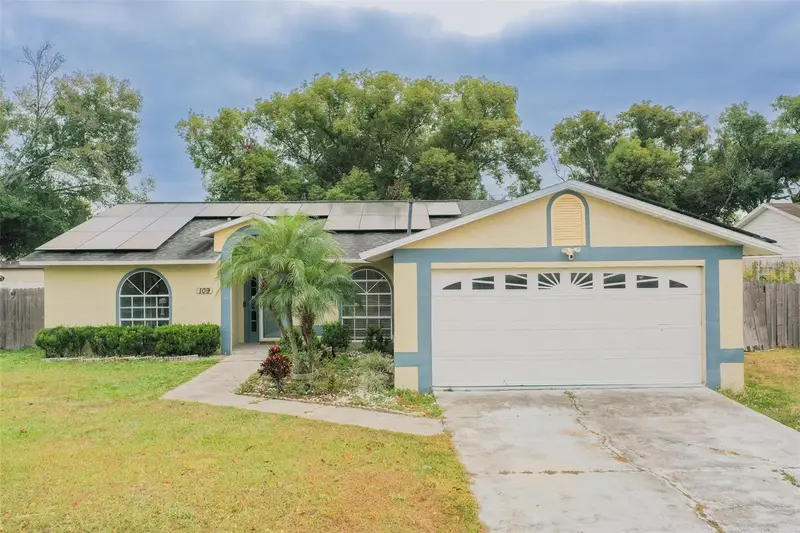 109 Rebecca Dr Ne, FL