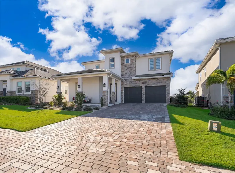 16033 Volterra Pt, FL