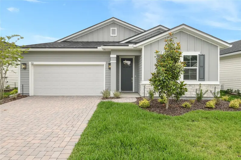 201 Enclave Ave, FL