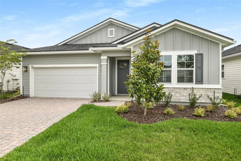 201 Enclave Ave, FL