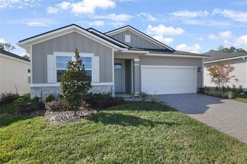 200 Enclave Ave, FL