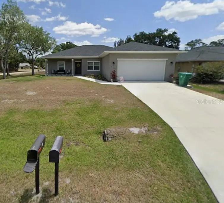 719 Haleybury St, FL