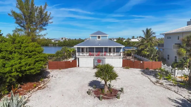 440 Bocilla Dr, FL