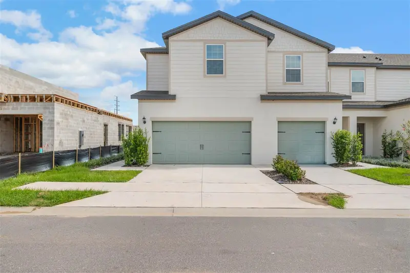 685 Poppy Ln, FL
