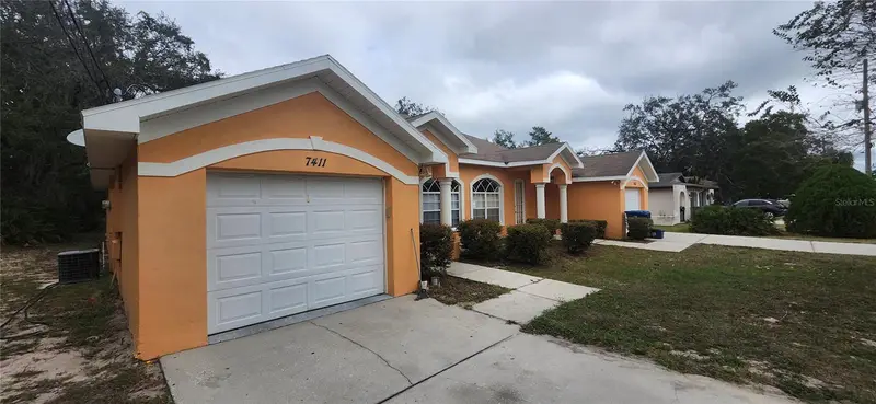 7411 Canterbury St, FL