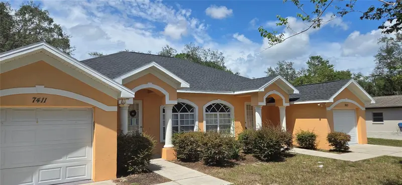 7411 Canterbury St, FL