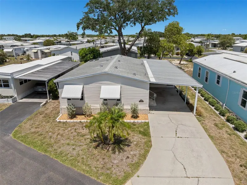 7107 Mount Essex Dr Ne #520, FL
