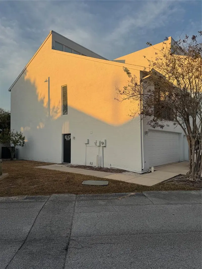 9548 Orange Valley Ct, FL