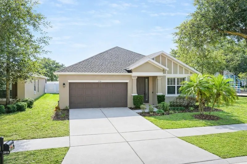 2918 Winglewood Cir, FL