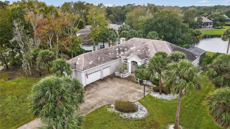 218 Leslie Ln, FL