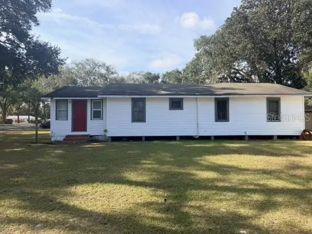 725 W Socrum Loop Rd, FL