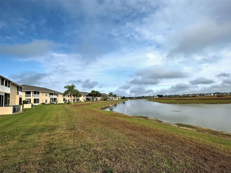 5800 Sabal Trace Dr #606, FL