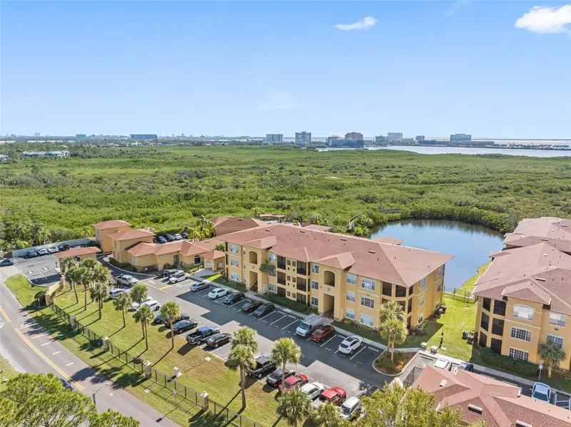 4345 Bayside Village Dr #302, FL