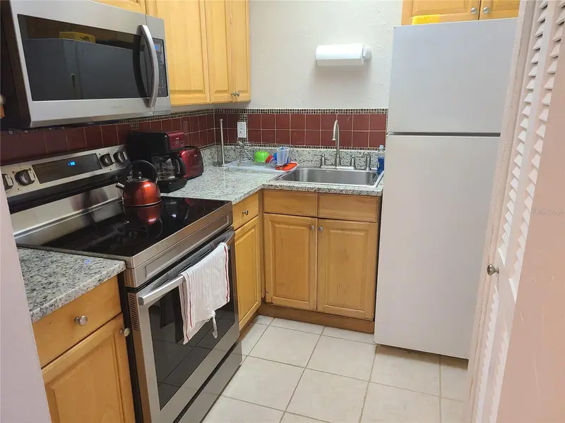2763 Woodgate Ln #207, FL