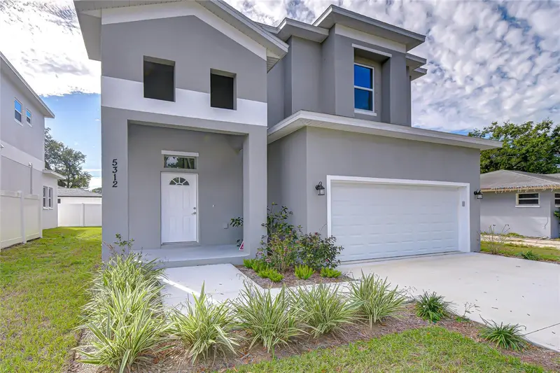 5312 76th Ave N, FL