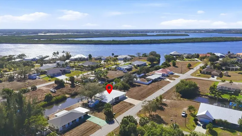 3492 Discovery Dr, FL
