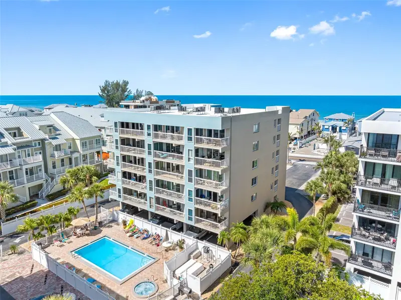19925 Gulf Blvd #402, FL