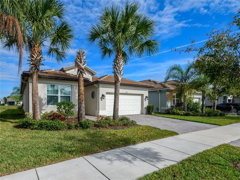5122 Sierra Falls Ct, FL