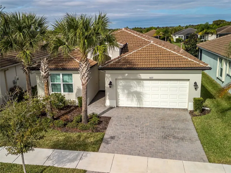 5122 Sierra Falls Ct, FL