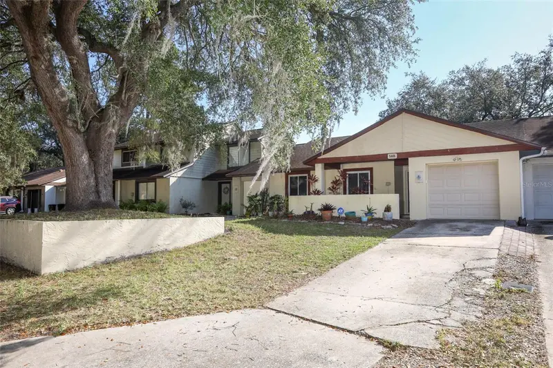 148 Sabal Palm Ct, FL