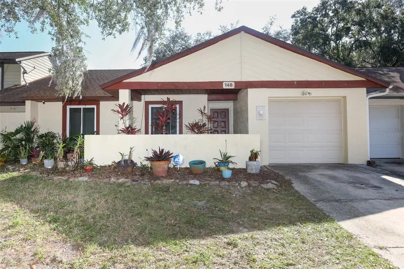 148 Sabal Palm Ct, FL