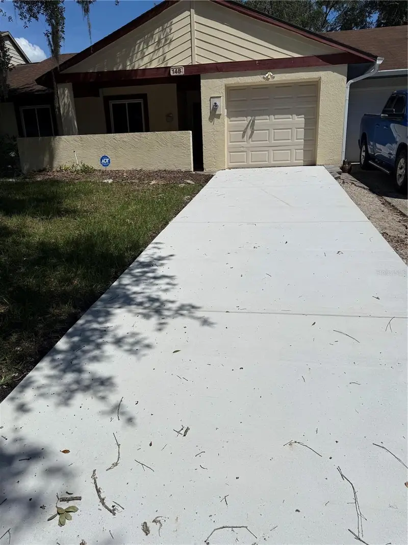 148 Sabal Palm Ct, FL