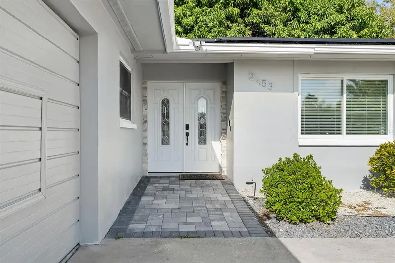 2453 Roberta St, FL