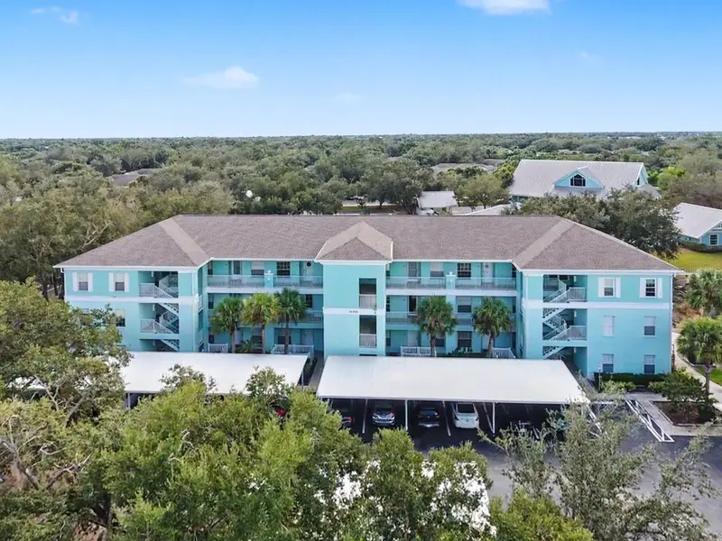 19385 Water Oak Dr #203, FL
