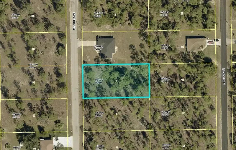 110 Moore Ave, FL