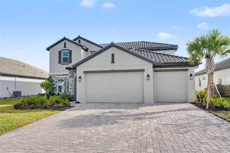 4811 Honey Dew Ln, FL