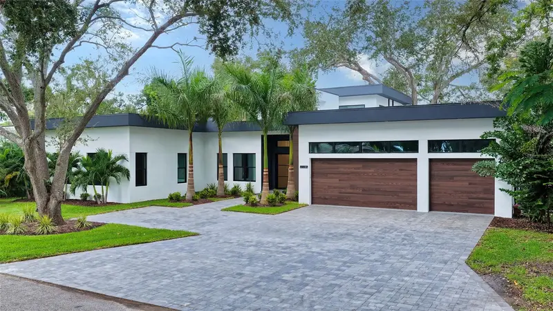 1429 N Lake Shore Dr, FL