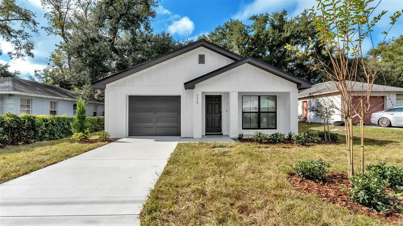 5429 Simmons Rd, FL