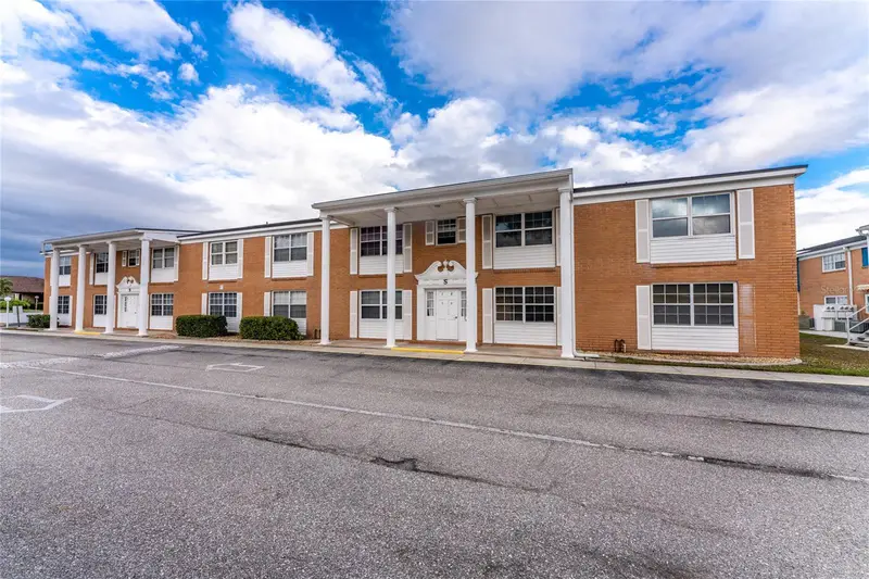 4158 Tamiami Trl #S8, FL