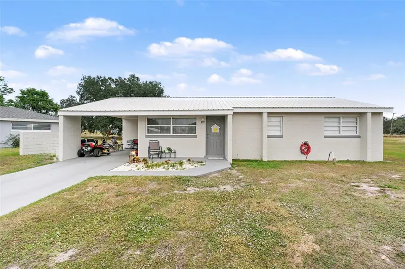 45 Queens Ct, FL